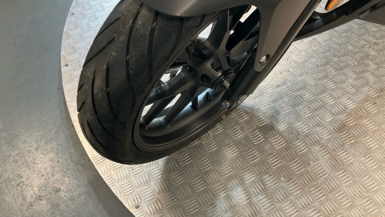 Honda CBR500RA (21MY)